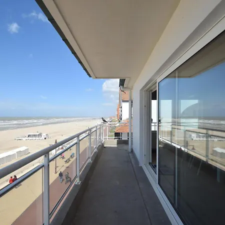 Golf 0301 With Modern Kitchen By The Sea דירה דה האן